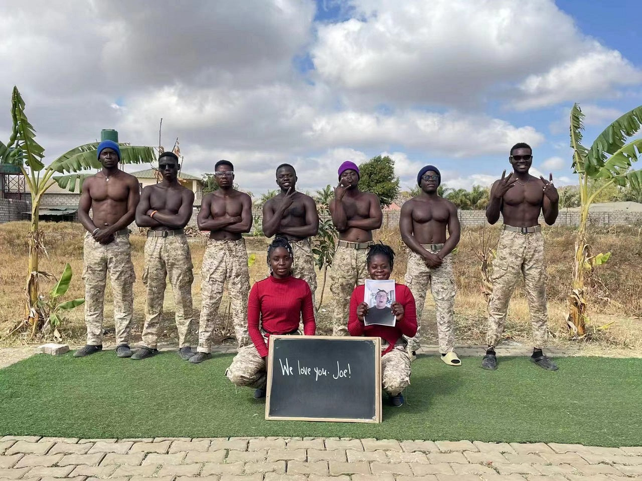 Afrika MO-Suit Team