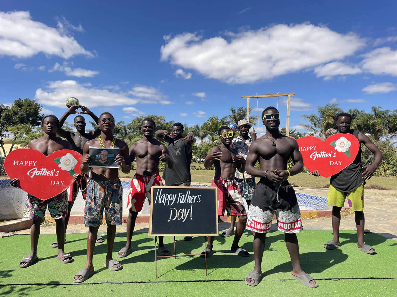 Afrikanisches Pool Party Team